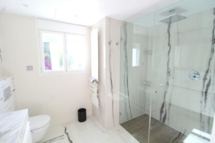 73d0ad2a15048a5d9a67fbbec5727310 - 7