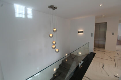 73d0ad2a15048a5d9a67fbbec5727310 - 9