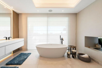 73d44dc470aedeb86d00b8824a96000d - 12