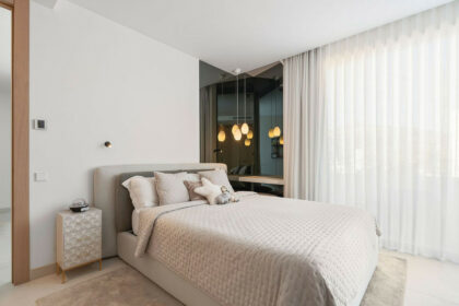 73d44dc470aedeb86d00b8824a96000d - 16