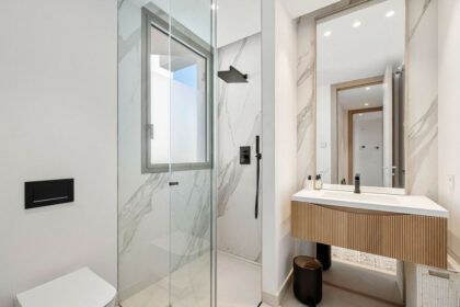 73d44dc470aedeb86d00b8824a96000d - 17