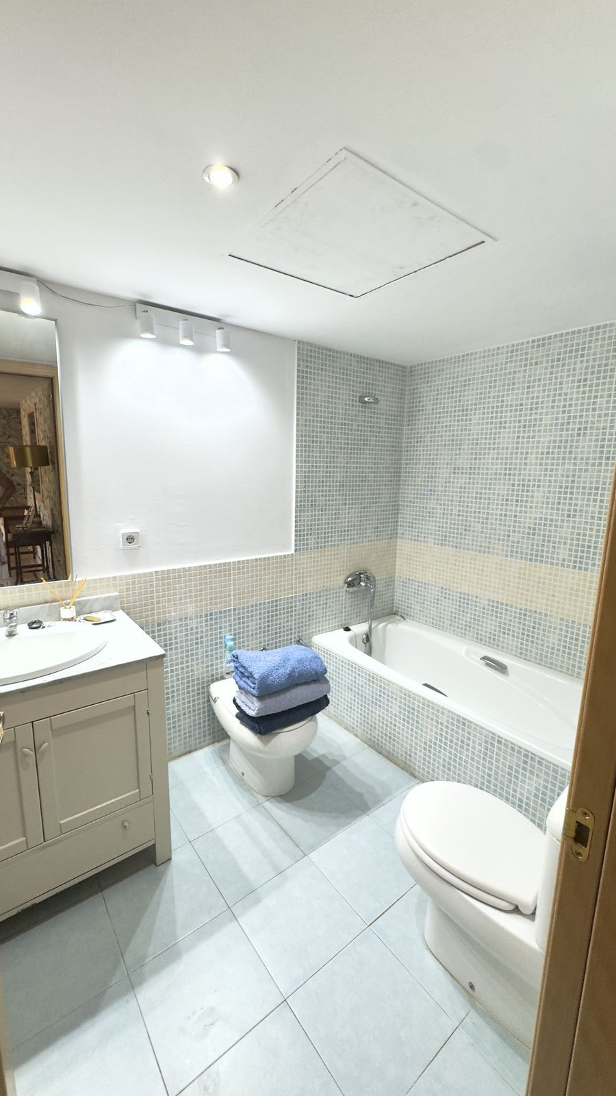 743c78384b0dd1b86b5fa0a7ac51151f - 13