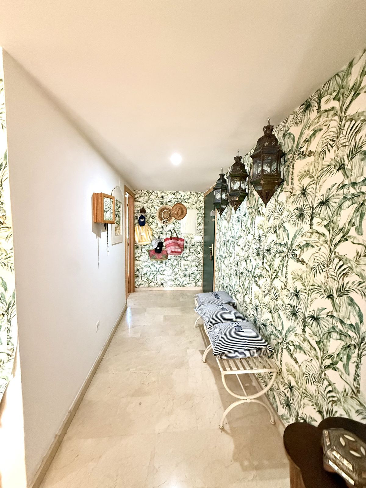 743c78384b0dd1b86b5fa0a7ac51151f - 18