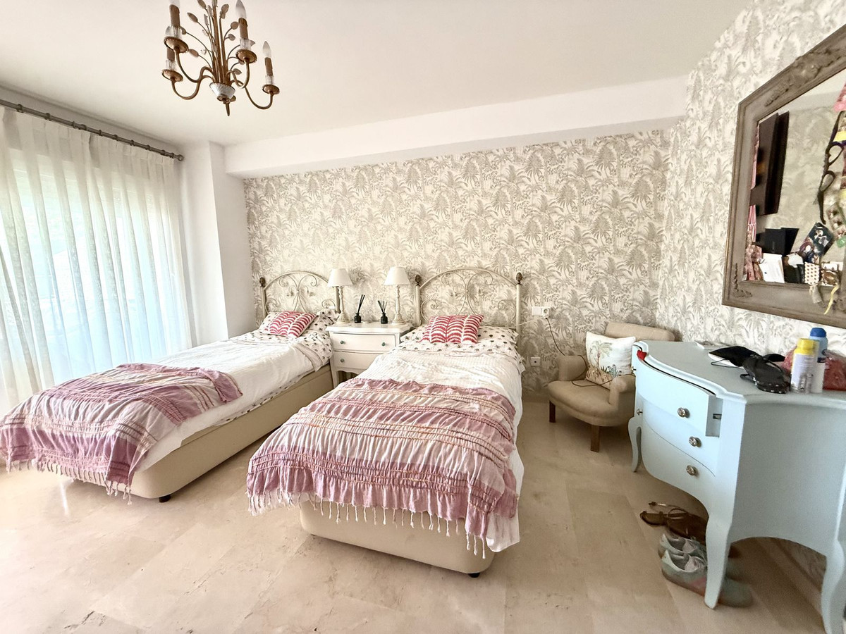 743c78384b0dd1b86b5fa0a7ac51151f - 21