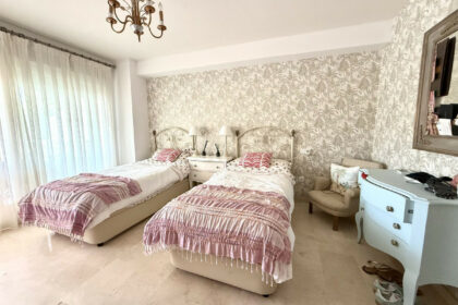 743c78384b0dd1b86b5fa0a7ac51151f - 22