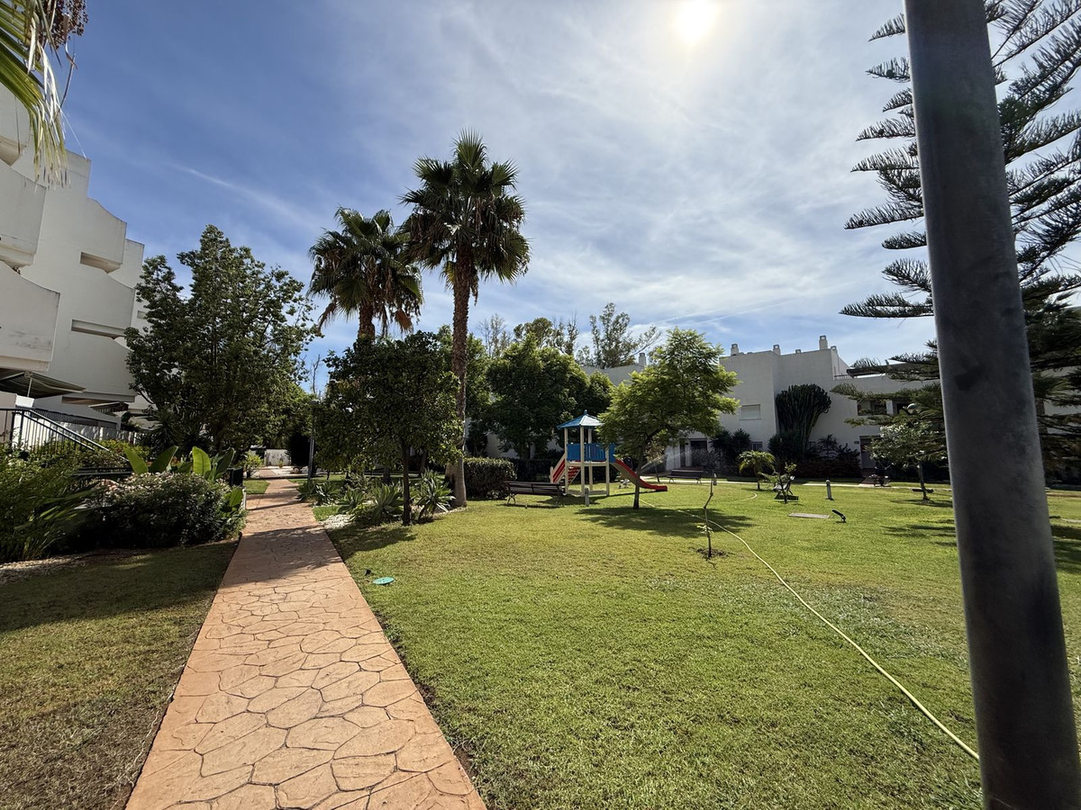 743c78384b0dd1b86b5fa0a7ac51151f - 31