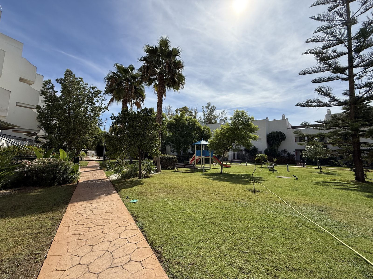 743c78384b0dd1b86b5fa0a7ac51151f - 32