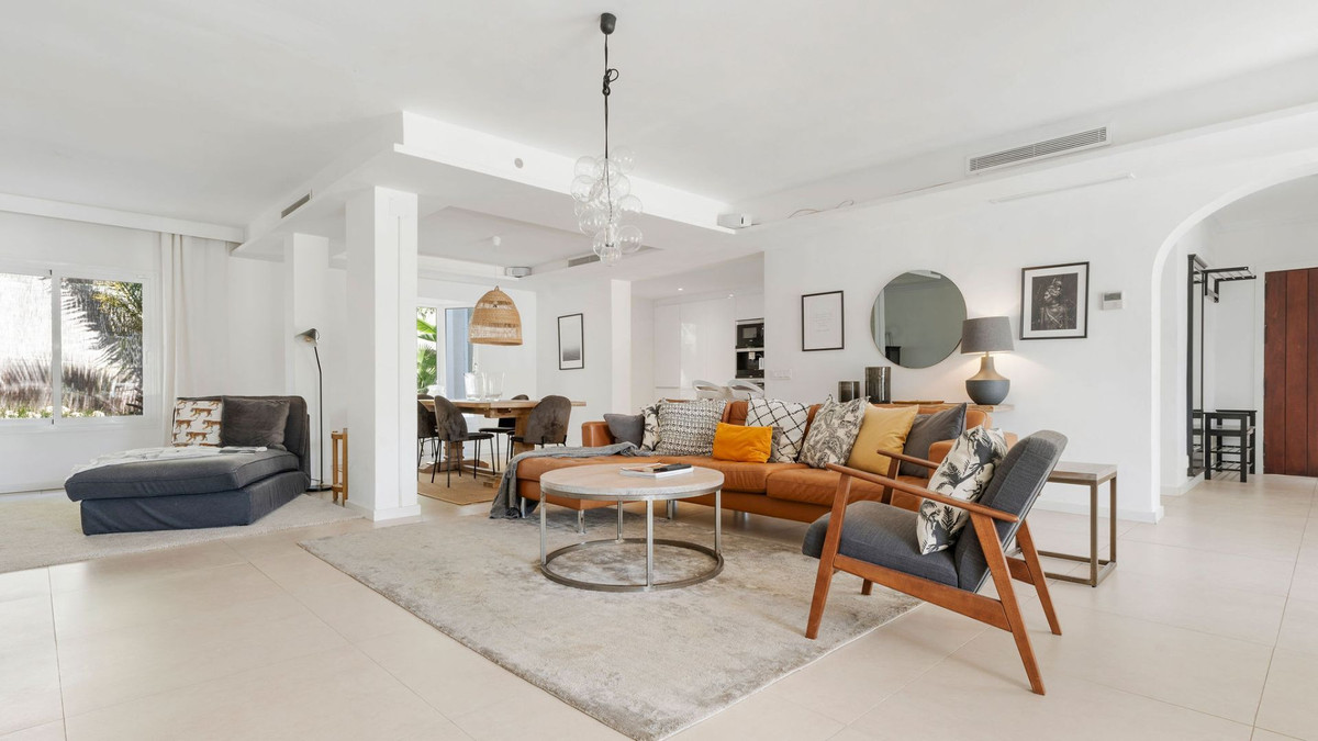 7492e70d0140ed70127a87712bf284c1 - 5