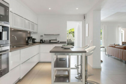 7492e70d0140ed70127a87712bf284c1 - 9