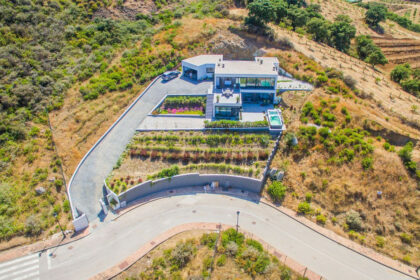 75290c58187622b88e3bdf045e15b073 - 1