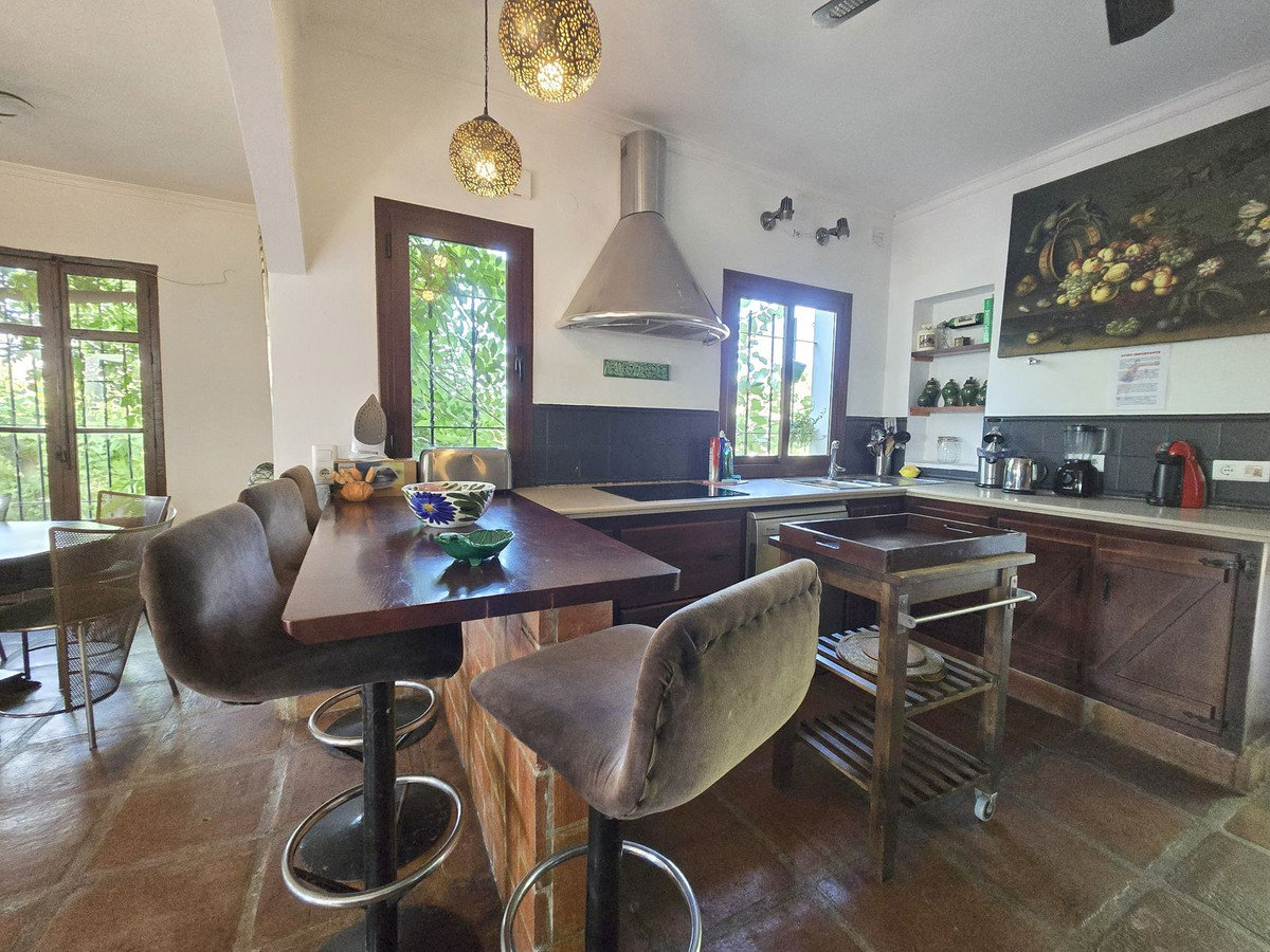 75d842b928bd303f05079d68c1c5989c - 10