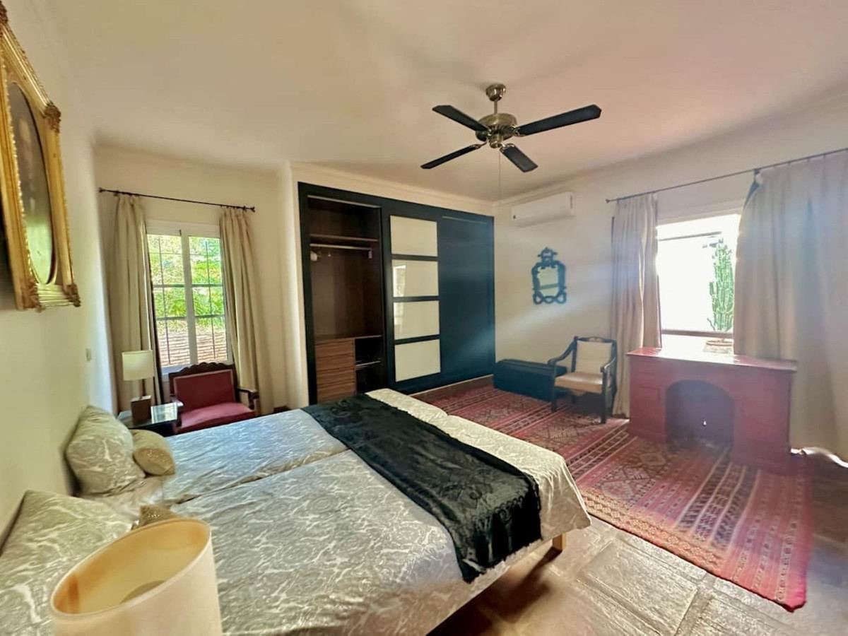 75d842b928bd303f05079d68c1c5989c - 29