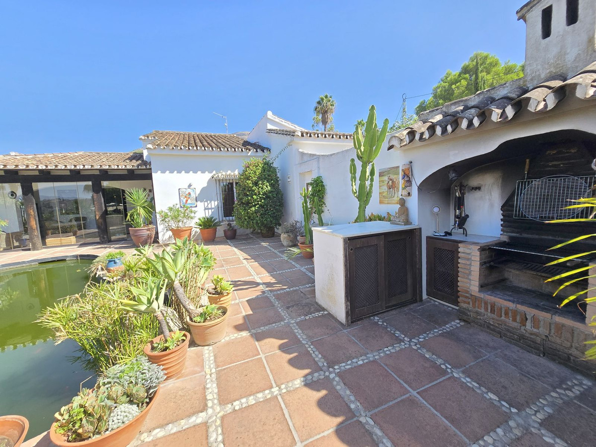 75d842b928bd303f05079d68c1c5989c - 30