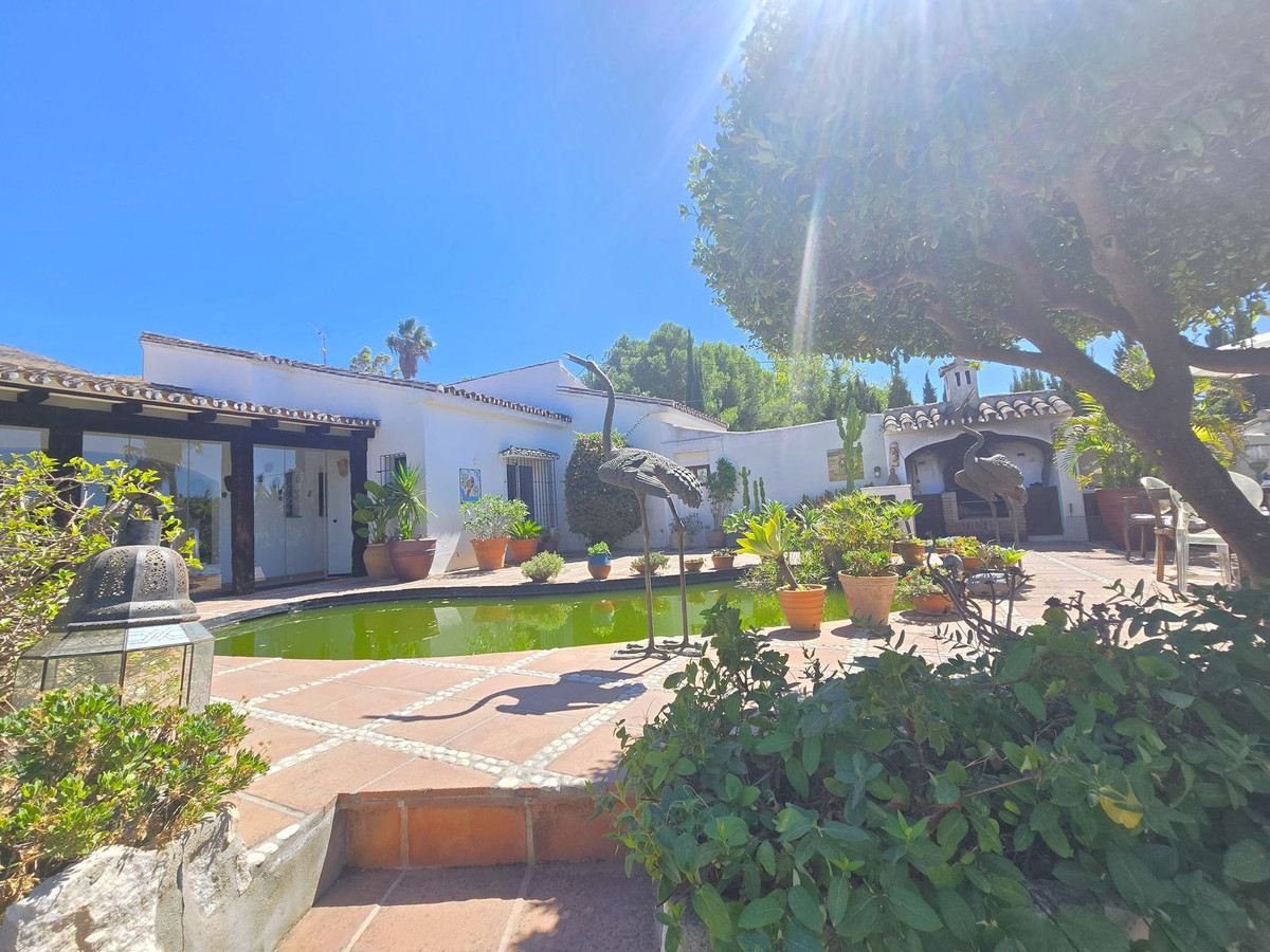 75d842b928bd303f05079d68c1c5989c - 34