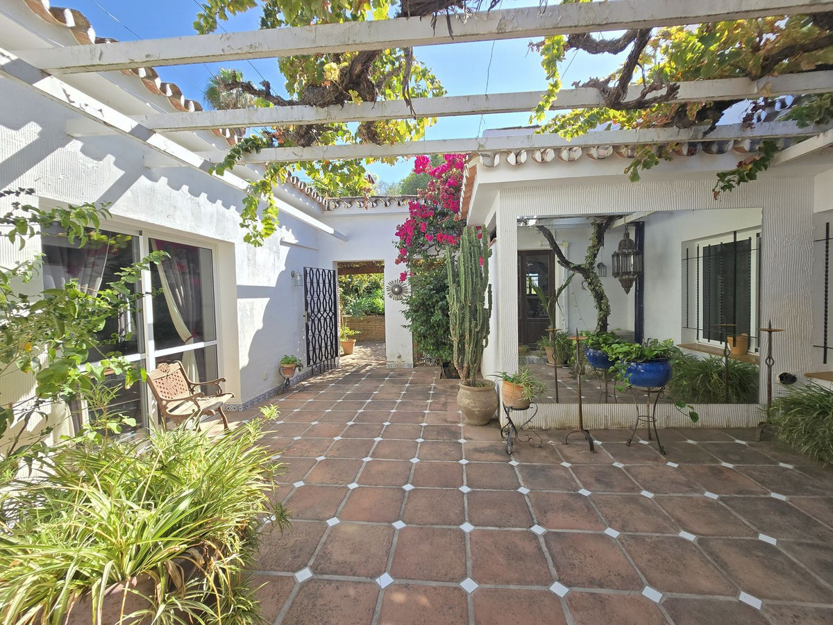 75d842b928bd303f05079d68c1c5989c - 36