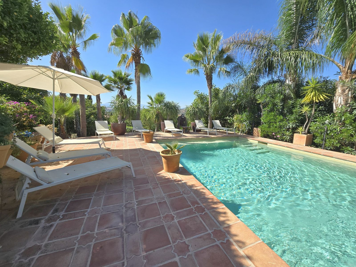 75d842b928bd303f05079d68c1c5989c - 46