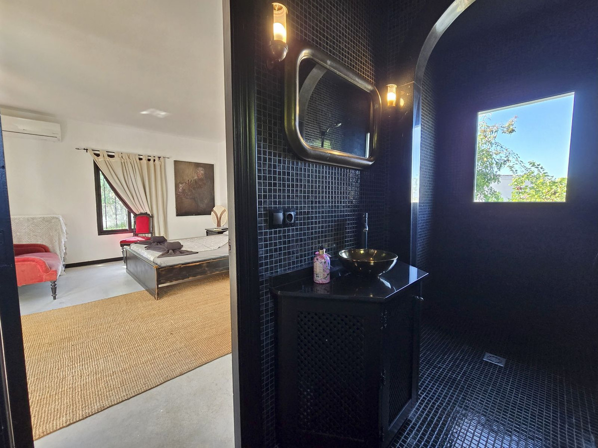 75d842b928bd303f05079d68c1c5989c - 51