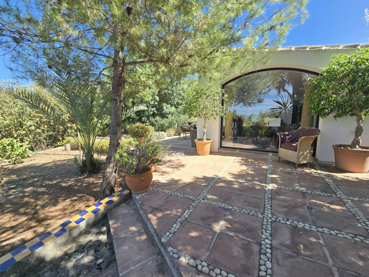 75d842b928bd303f05079d68c1c5989c - 54