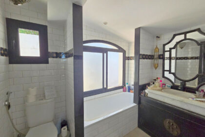 75d842b928bd303f05079d68c1c5989c - 58