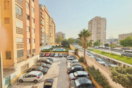 76c6b06c02e0564201c8a96305ec5985 - 16