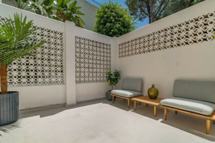 76d11df09f2428920a986ddfddd3b46c - 13