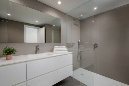 76dc1cd283068652e4ecdf31dc247ecd - 15