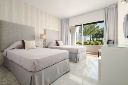 76dc1cd283068652e4ecdf31dc247ecd - 20