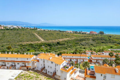 76f095dc5f2204b66cf8420ff94f70ec - 26