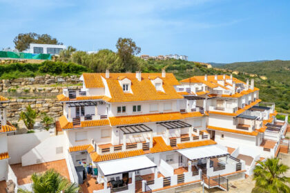 76f095dc5f2204b66cf8420ff94f70ec - 27