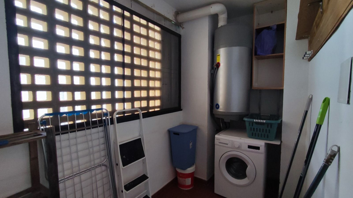 76f46137f7f2f0011749e70f5c20df4b - 19