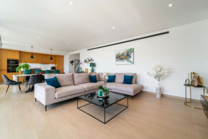 776d0677fb46503fba131b92cbfa1be2 - 13