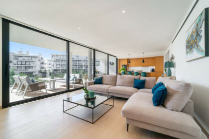 776d0677fb46503fba131b92cbfa1be2 - 14