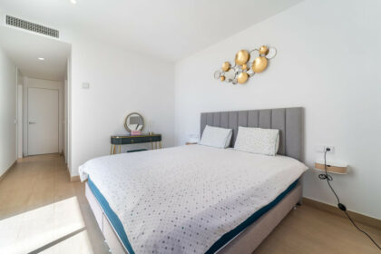 776d0677fb46503fba131b92cbfa1be2 - 18