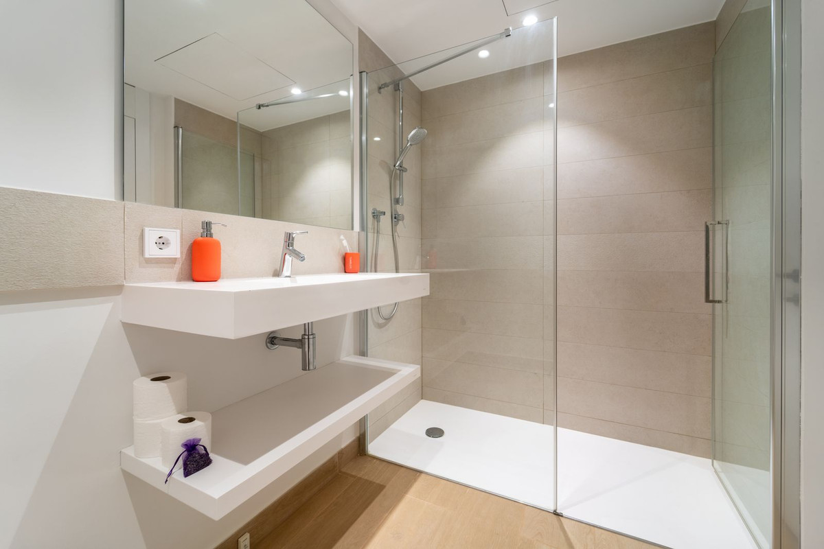 776d0677fb46503fba131b92cbfa1be2 - 29