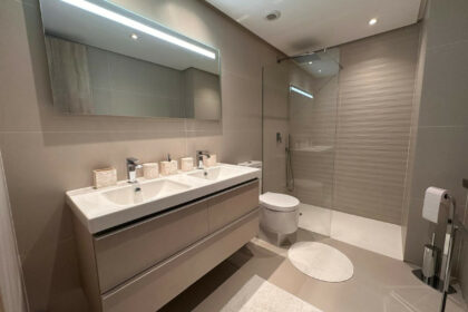 787421505e9833163147cc27fa4ab201 - 19