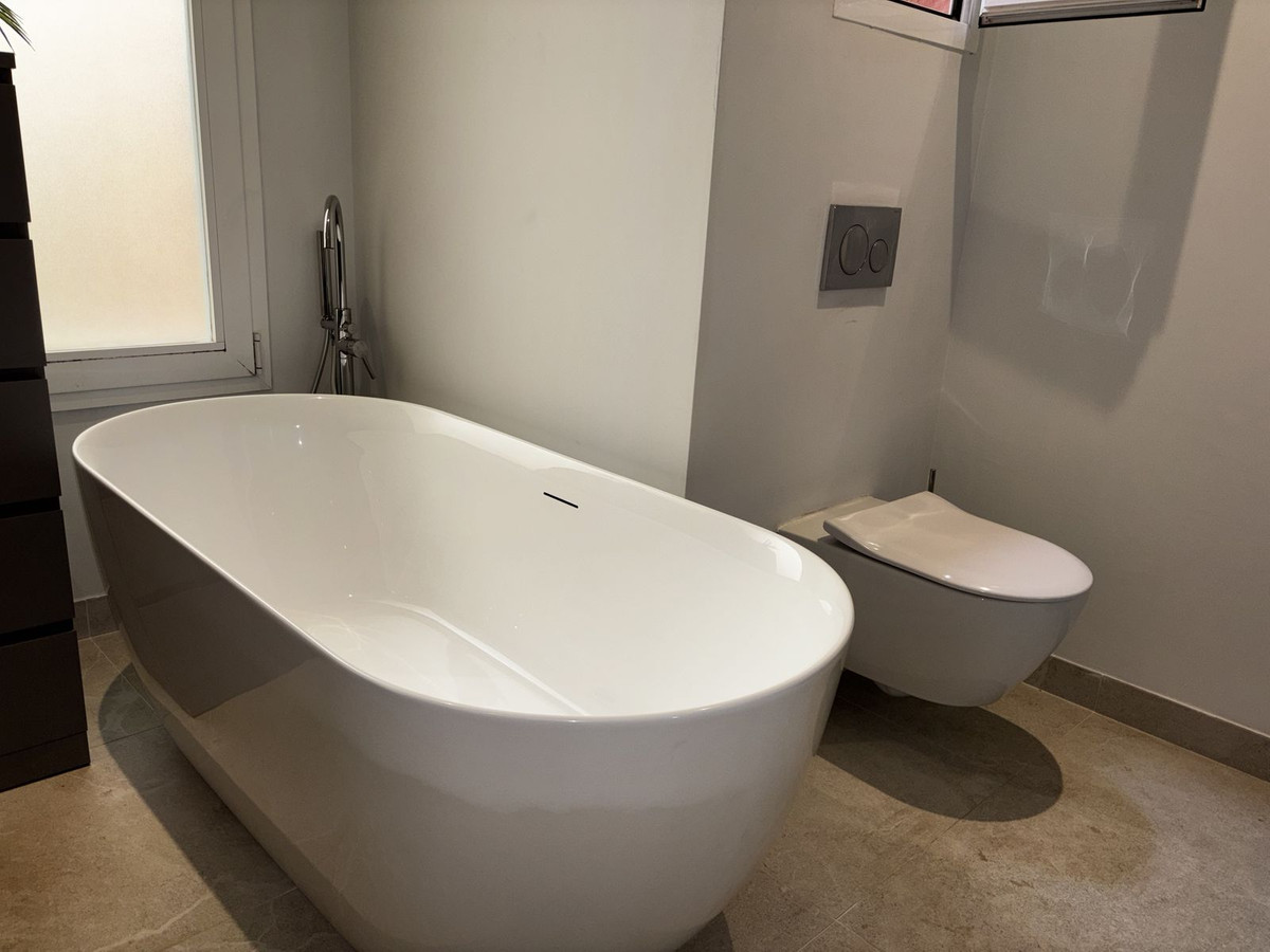 7956503403d2f76ae14378441ab104e3 - 19