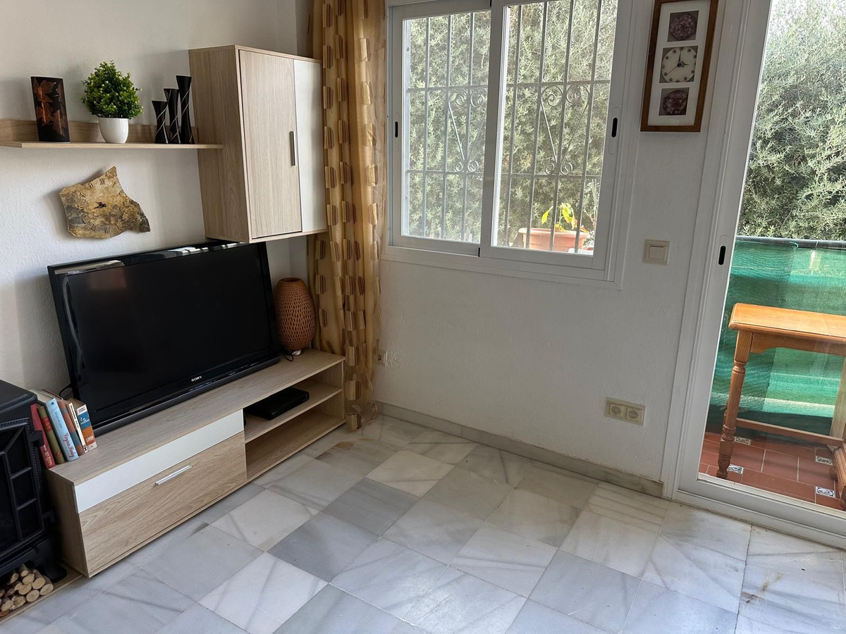 79aa8c22006f130a31f4c950c1e1c825 - 12