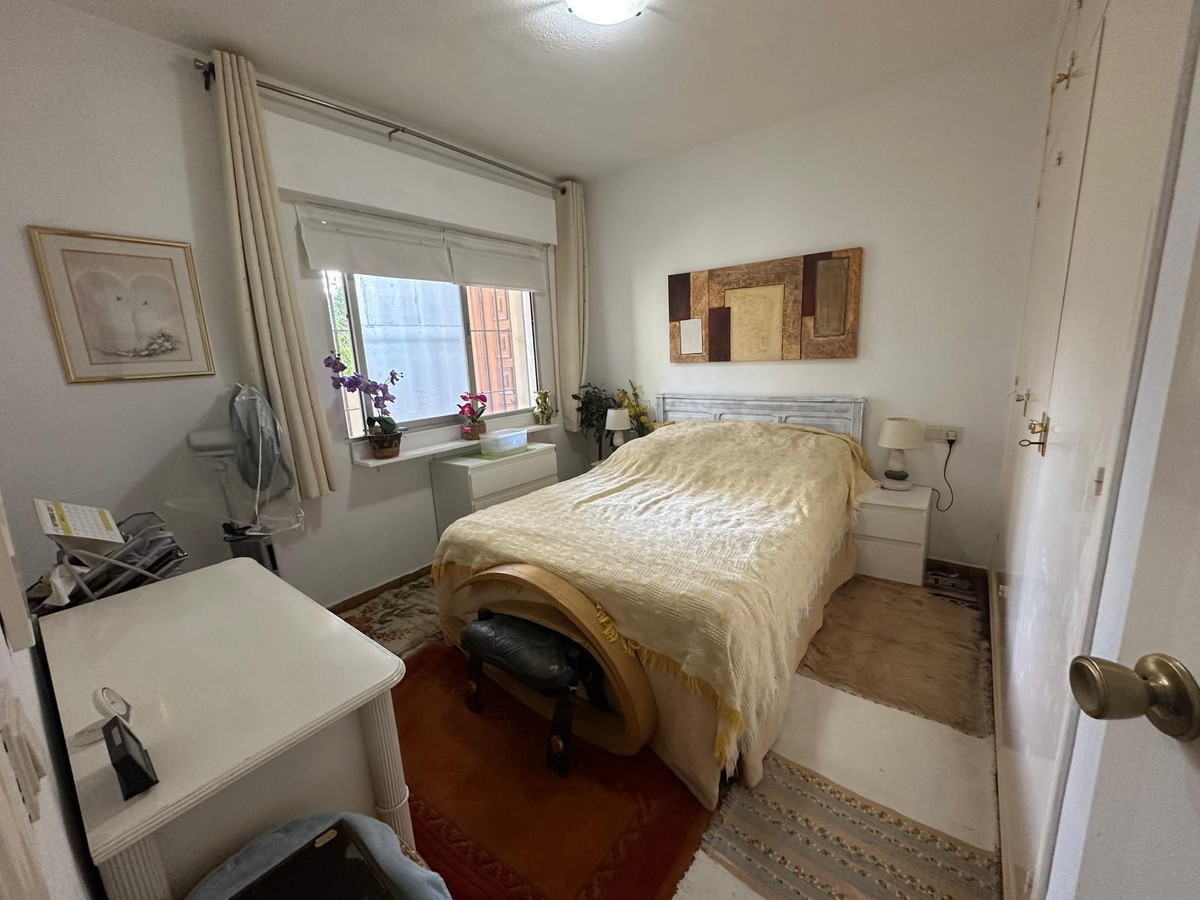 79aa8c22006f130a31f4c950c1e1c825 - 18