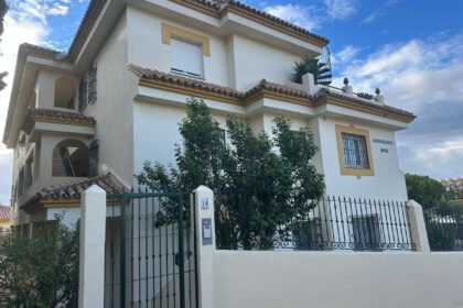 79aa8c22006f130a31f4c950c1e1c825 - 31