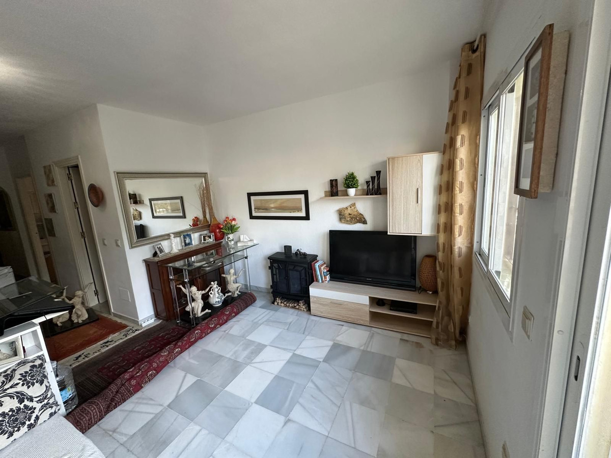 79aa8c22006f130a31f4c950c1e1c825 - 9