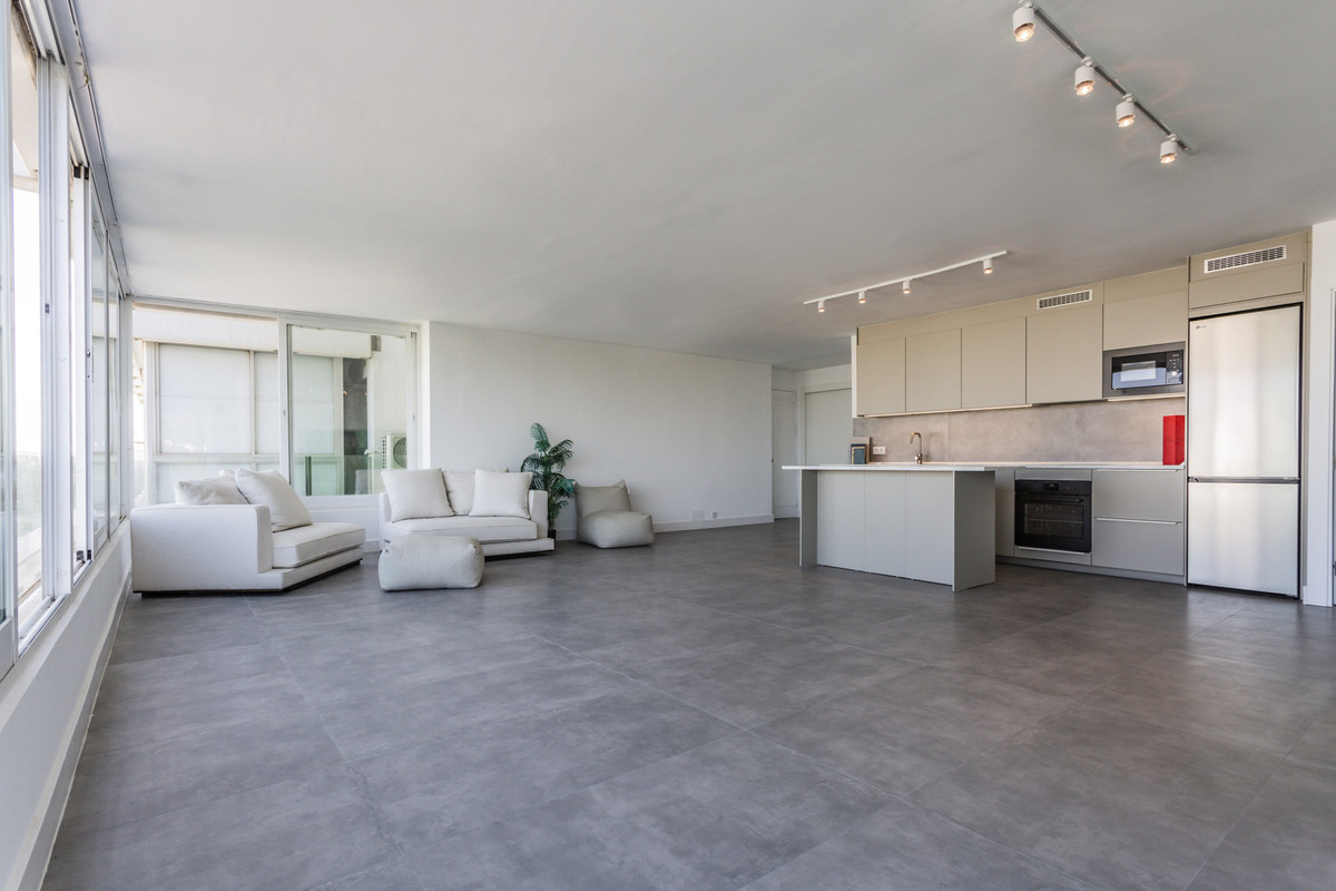 7a3b15dce7230422d2fd7eddef8be0a7 - 25