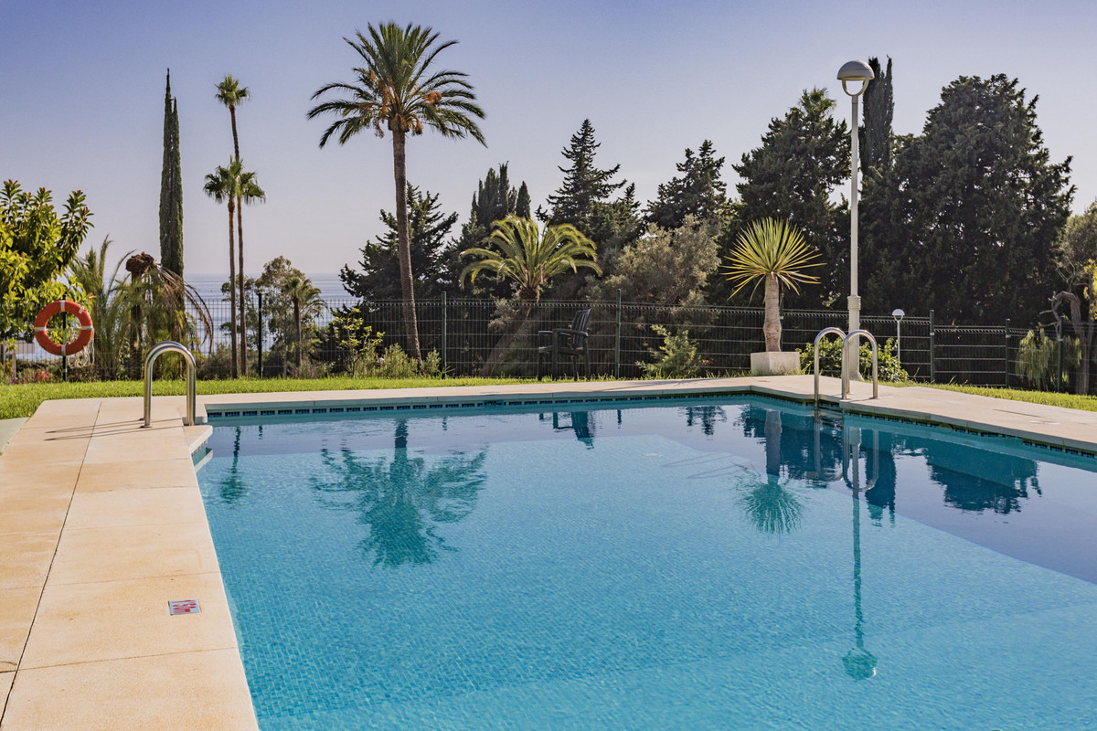 7a3b15dce7230422d2fd7eddef8be0a7 - 7