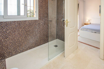 7a7f0513836dd91f4b75c6b637b720ed - 38