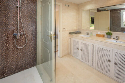 7a7f0513836dd91f4b75c6b637b720ed - 39