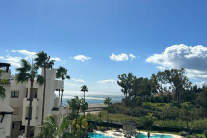 7a859bbe18b05e321979632b594da0c6 - 12