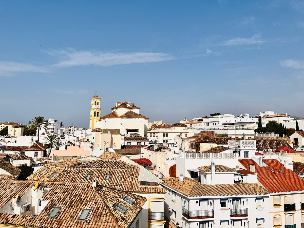 7b083aaf80e04e507a8eea9dc5172f6f - 1