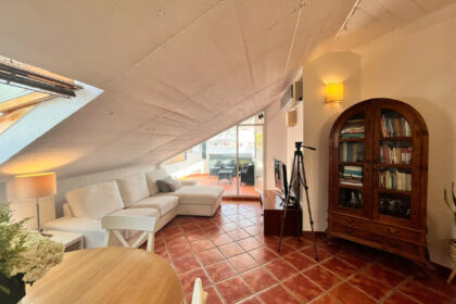 7b083aaf80e04e507a8eea9dc5172f6f - 11