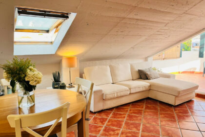 7b083aaf80e04e507a8eea9dc5172f6f - 14