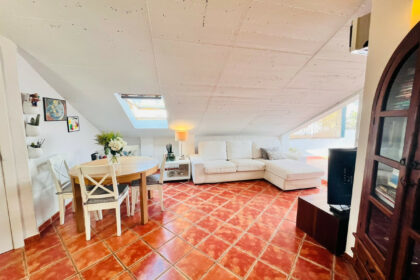 7b083aaf80e04e507a8eea9dc5172f6f - 20