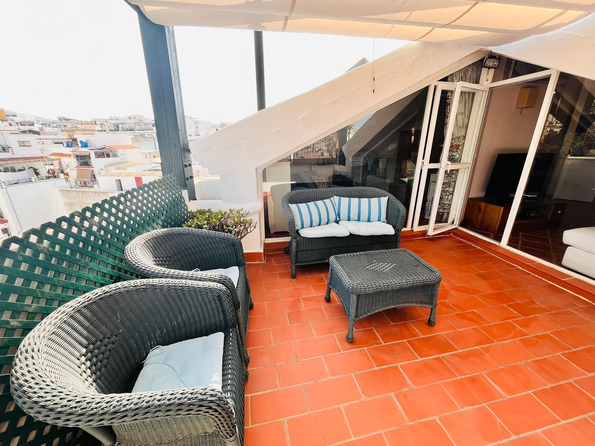 7b083aaf80e04e507a8eea9dc5172f6f - 27